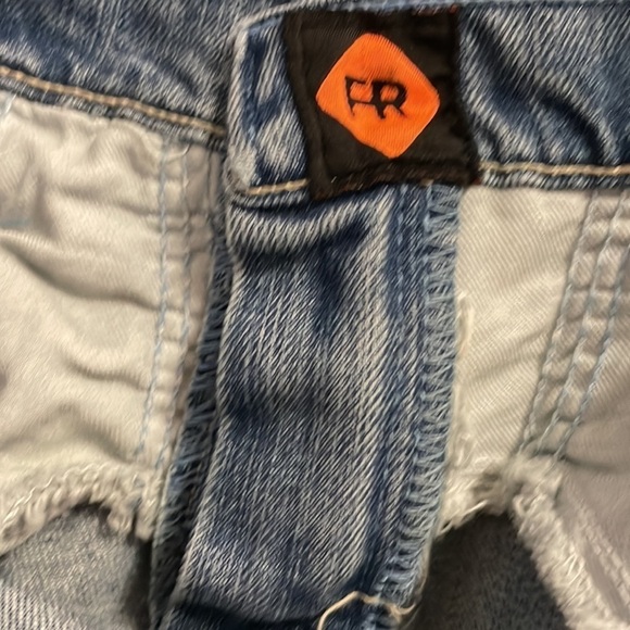 Wrangler Flame Resistant Jeans Size 11x32 - Picture 12 of 13